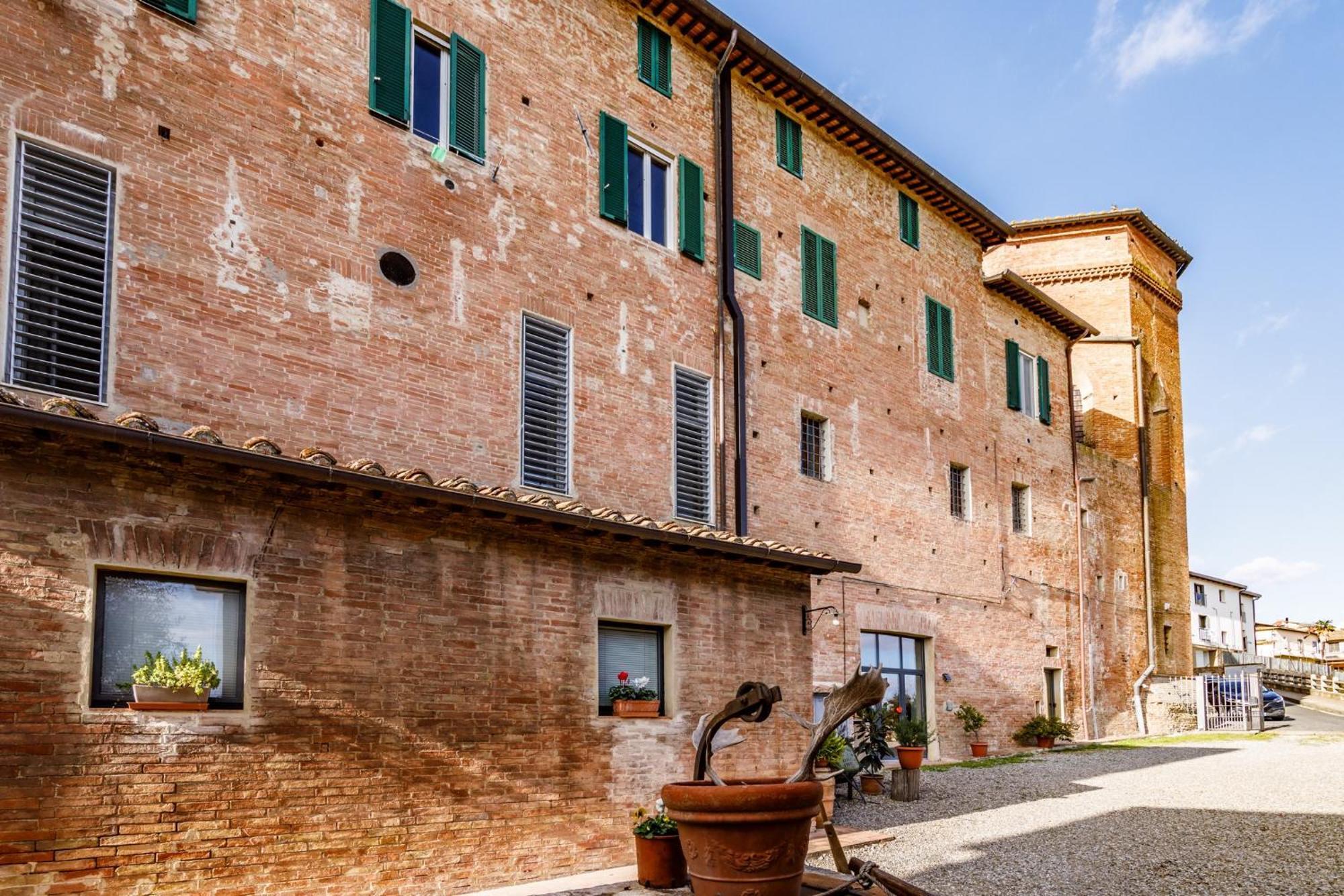 Porta Romana Elegant Apartments With Private Parking! Siena Zewnętrze zdjęcie